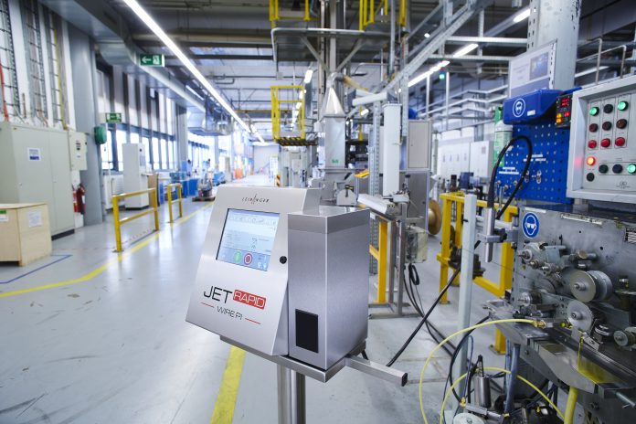 The JET Rapid Wire PI in use at cable manufacturer HUBER+SUHNER from Pfäffikon in Switzerland. Source: Paul Leibinger GmbH & Co. KG / Photography: Jörg Ladwi